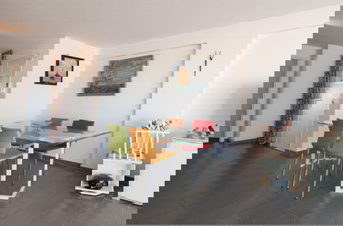 Foto 17 - Beautiful Apartment With Terrace and sea View