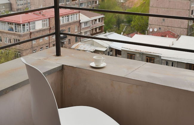 Chic 1BR Cascade Views and Near Opera - Foto 13