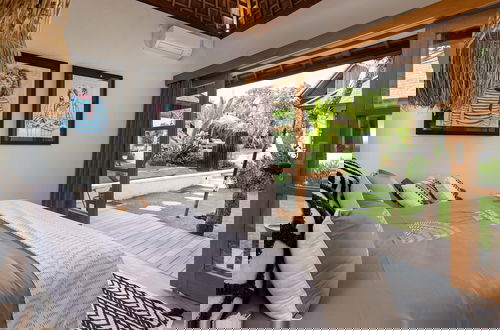 Foto 9 - Villa Chempaka by Alfred in Bali - New Luxe Tropical 4BR Dream Villa in Canggu