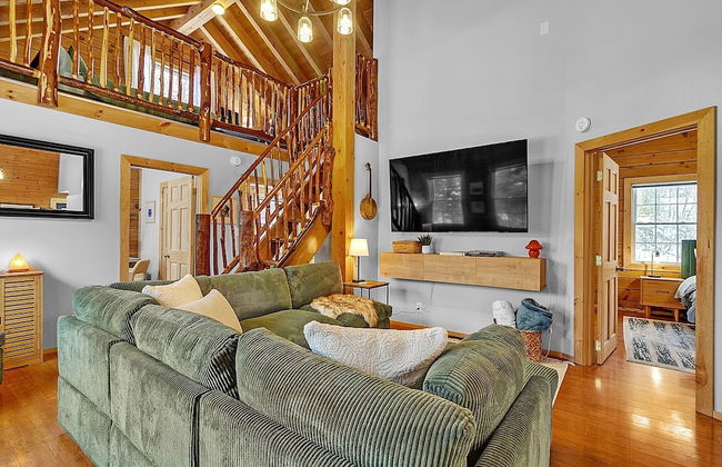 Modern Log Cabin With Skiing & Work-friendly Setup 3 Bedroom Home - Foto 20