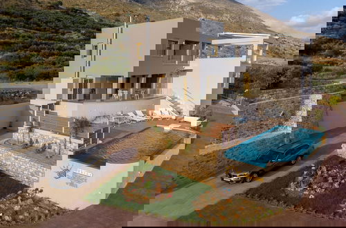 Foto 33 - Modern Villa w/ Private Pool in Plakias