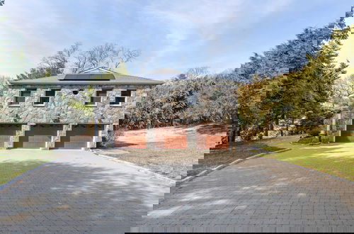 Foto 55 - Hudson River Views + Firepit, Patio, Dog Run, Game Room Stone Manor