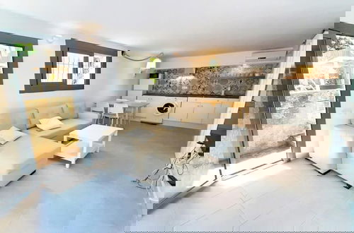 Photo 9 - Gregal in Llafranc With 2 Bedrooms and 1 Bathrooms