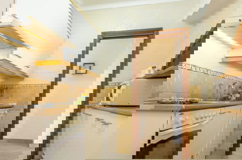 Foto 6 - Apartment With Terrace