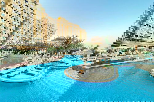 Foto 22 - Massive 2 Bedroom with Palm View Balqis