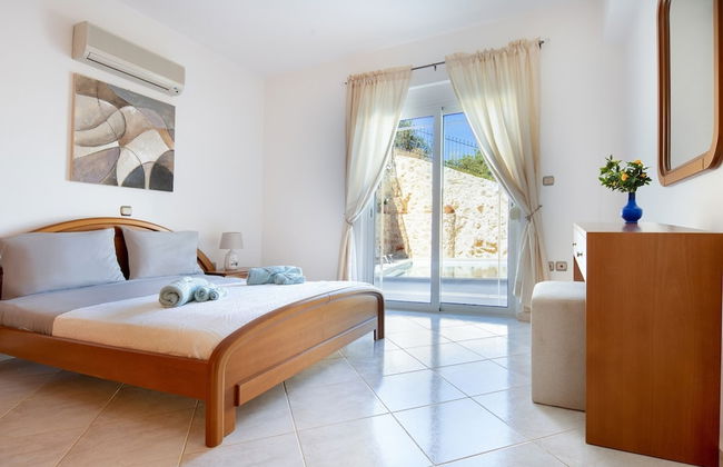 Iconic Villa With Private Pool and sea View - Foto 13