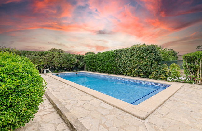 Peaceful Villa in Serene Retreat - Foto 28