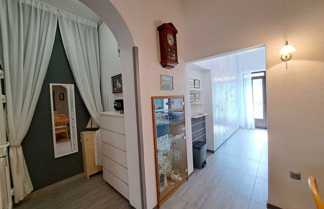 Spacious Urban Retreat Apartment With Terrace - Foto 2