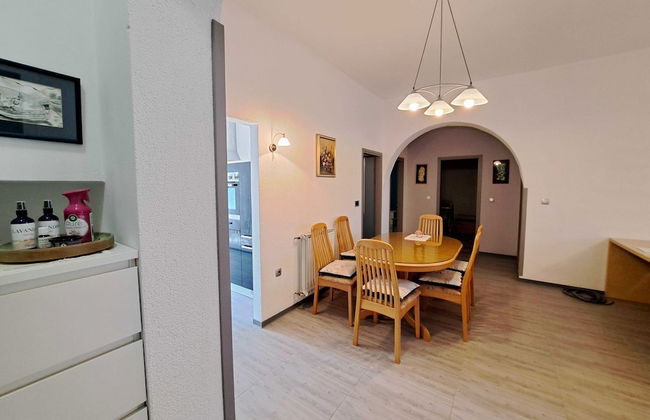 Spacious Urban Retreat Apartment With Terrace - Foto 31
