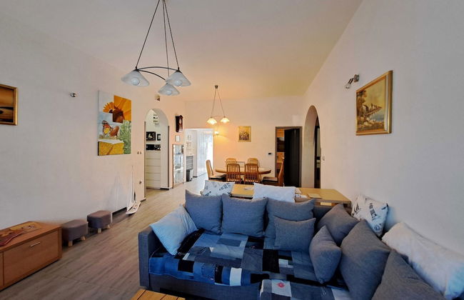 Spacious Urban Retreat Apartment With Terrace - Foto 16