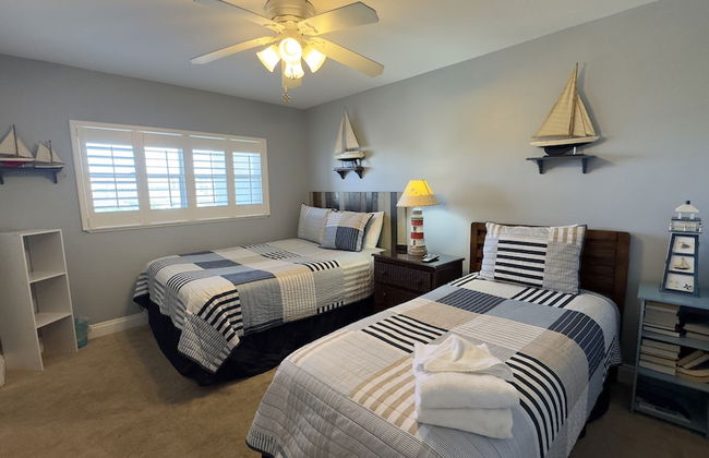 341 El Matador 2 Bedroom Condo by RedAwning - Foto 5