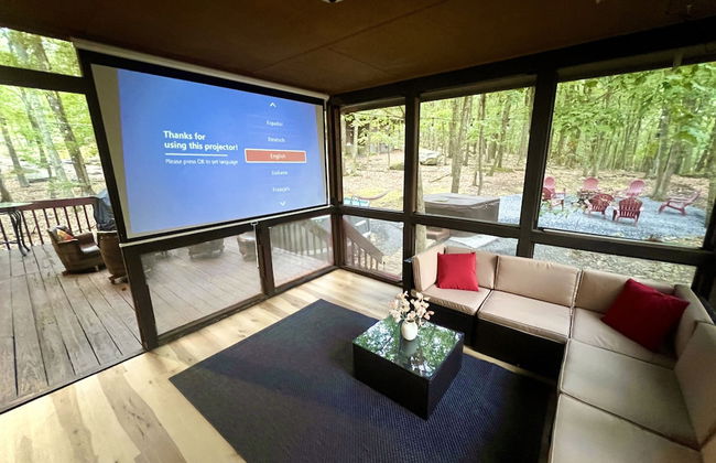 4BD Family Cottage in Pocono Forest W Private Pool & Hot-tub by RedAwning - Foto 28
