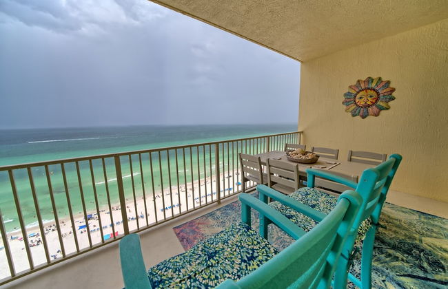 Unit 1501 2 Bedroom Condo by RedAwning - Photo 30