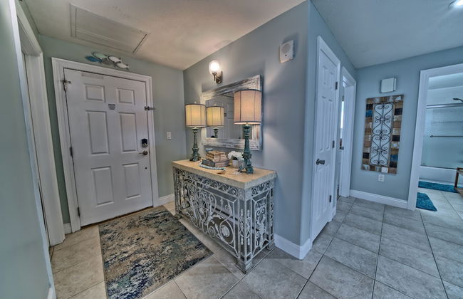 Unit 1501 2 Bedroom Condo by RedAwning - Photo 18
