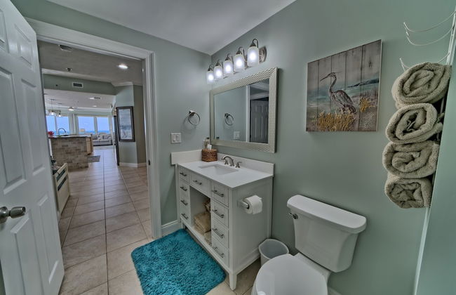 Unit 1501 2 Bedroom Condo by RedAwning - Photo 19