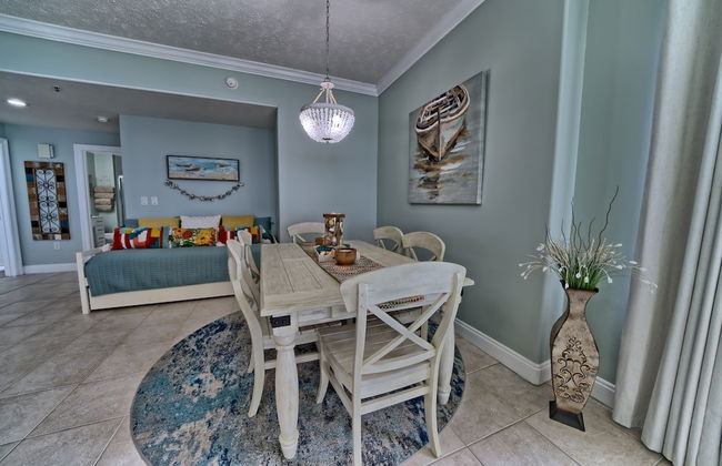 Unit 1501 2 Bedroom Condo by RedAwning - Photo 25