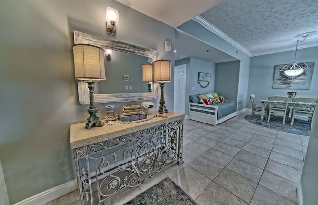 Unit 1501 2 Bedroom Condo by RedAwning - Photo 8