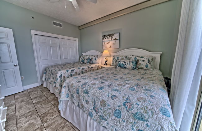 Unit 1501 2 Bedroom Condo by RedAwning - Photo 4