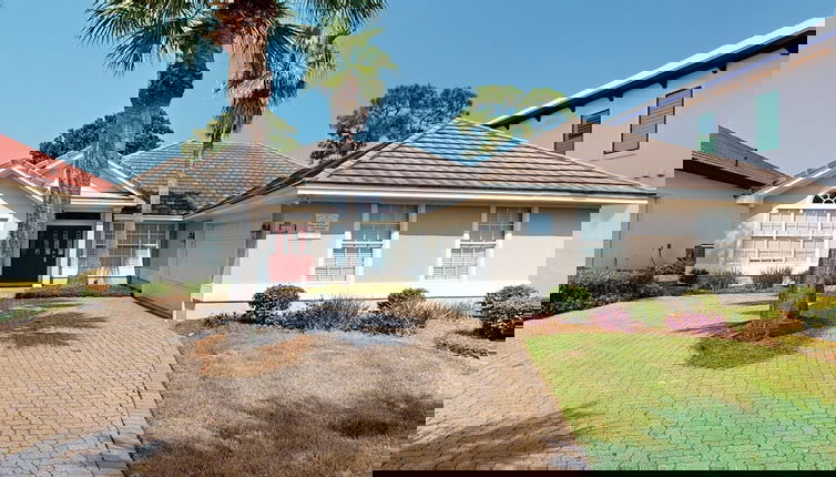 Foto 1 - Worth The Wait 3 Bedroom Home by RedAwning