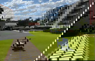 Foto 1 - The Henlee Apartment Tocara