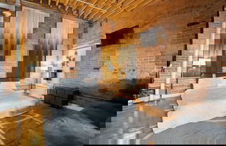 Foto 3 - Downtown Detroit Loft - Fully equipped & Absolutely Gorgeous theme by RedAwning