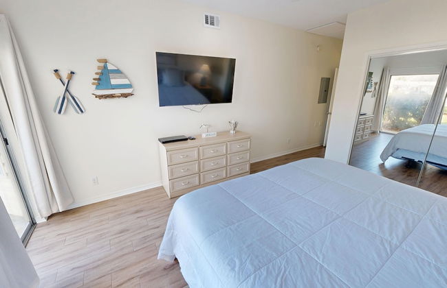 Sandpiper Cove 9141 3 Bedroom Condo by RedAwning - Photo 10