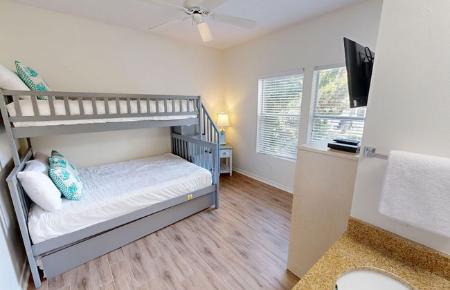 Sandpiper Cove 9141 3 Bedroom Condo by RedAwning - Photo 3