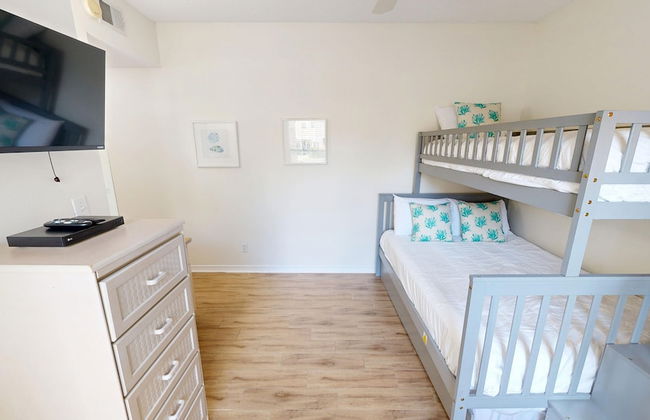 Sandpiper Cove 9141 3 Bedroom Condo by RedAwning - Photo 4