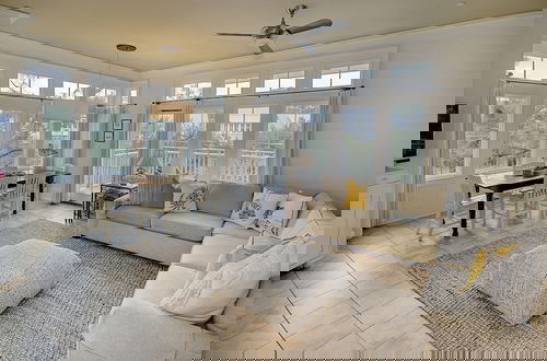 Foto 7 - Steps To Beach Club, Multi-level Watercolor Condo, Slps 4, Perfect Location! 1 Bedroom Condo by RedAwning