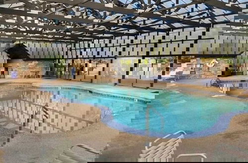Photo 17 - Sleeps 16! Hot Tub, View Mins From Dollywood Bears Den Way by Avantstay