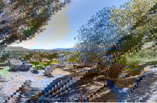 Foto 56 - Chateau Syrah by Avantstay Picturesque Estate w Pool Hot Tub Pool Table Table Tennis New Pickleball Court Basketball Hoop