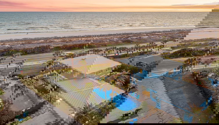 Foto 1 - Private Paradise on Front Beach Rd