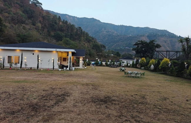 The Paradise - Luxury 3BR Villa Near the Airport in Dehradun - Photo 73