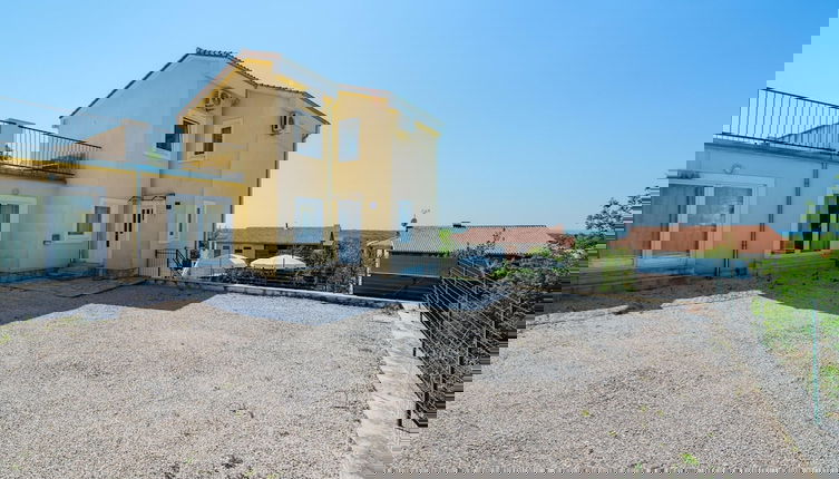 Foto 1 - Pretty Villa With View