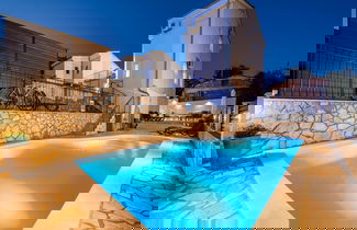 Foto 1 - Pretty Villa With View