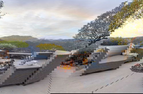 Foto 56 - Cleveland Vista by Avantstay Pool, Hot Tub, Fire Pit + Panoramic Views