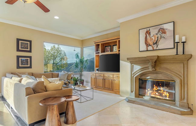 Hilltop Estate w/ Pool, Hot Tub, Fire Pit, Views Cleveland Vista by Avantstay - Foto 16