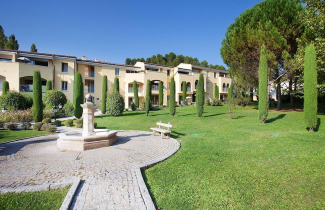 Studio in Greoux-les-bains Near Lakes - Foto 14