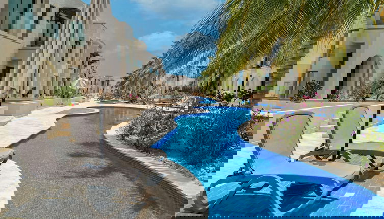 Foto 1 - Serene 1-bedroom With Pool View