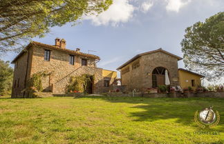 Photo 1 - Villa Petrarvella