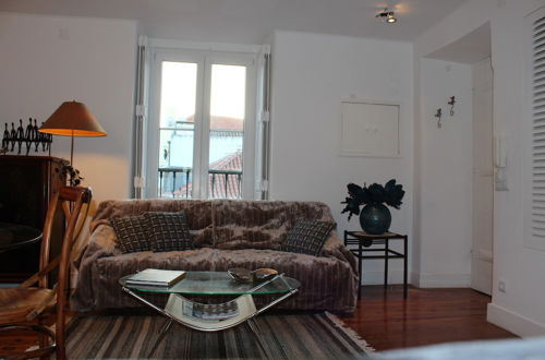 Photo 30 - Stylish Lisbon Apartment in Alfama