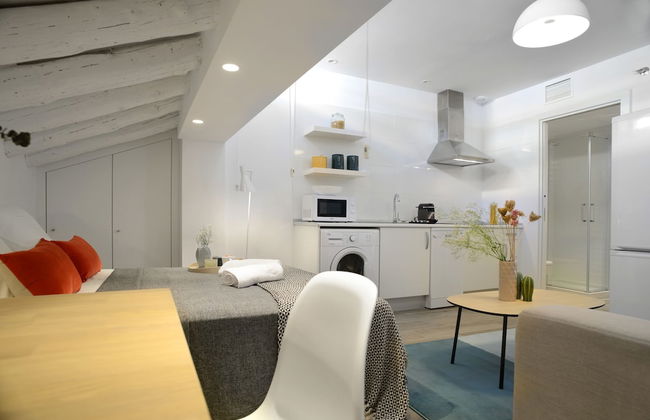 NQN Aparts & Suites Madrid - Photo 7