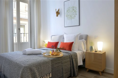 Photo 14 - NQN Aparts & Suites Madrid