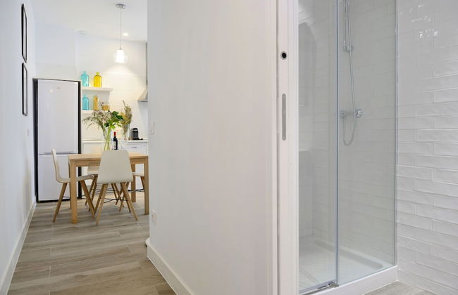 NQN Aparts & Suites Madrid - Photo 16