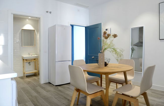 NQN Aparts & Suites Madrid - Photo 28