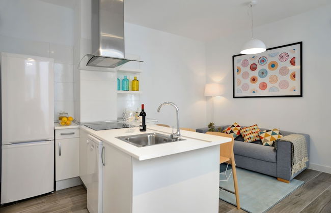 NQN Aparts & Suites Madrid - Photo 36