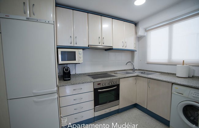 Apartamentos Plaza del Torico - Foto 21