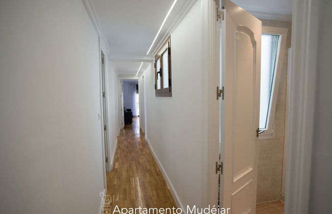 Apartamentos Plaza del Torico - Foto 2