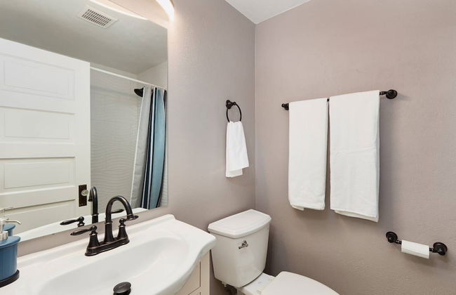 2BR Olympic Center Downtown - Foto 18