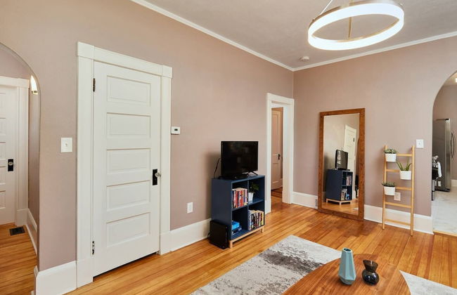 2BR Olympic Center Downtown - Foto 2